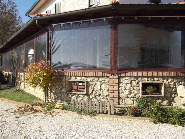 Soluzioni outdoor_chiusure verticali trasparenti in pvc_11