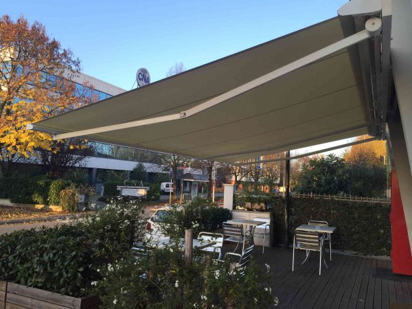 Soluzioni outdoor_tenda_a_bracci_6